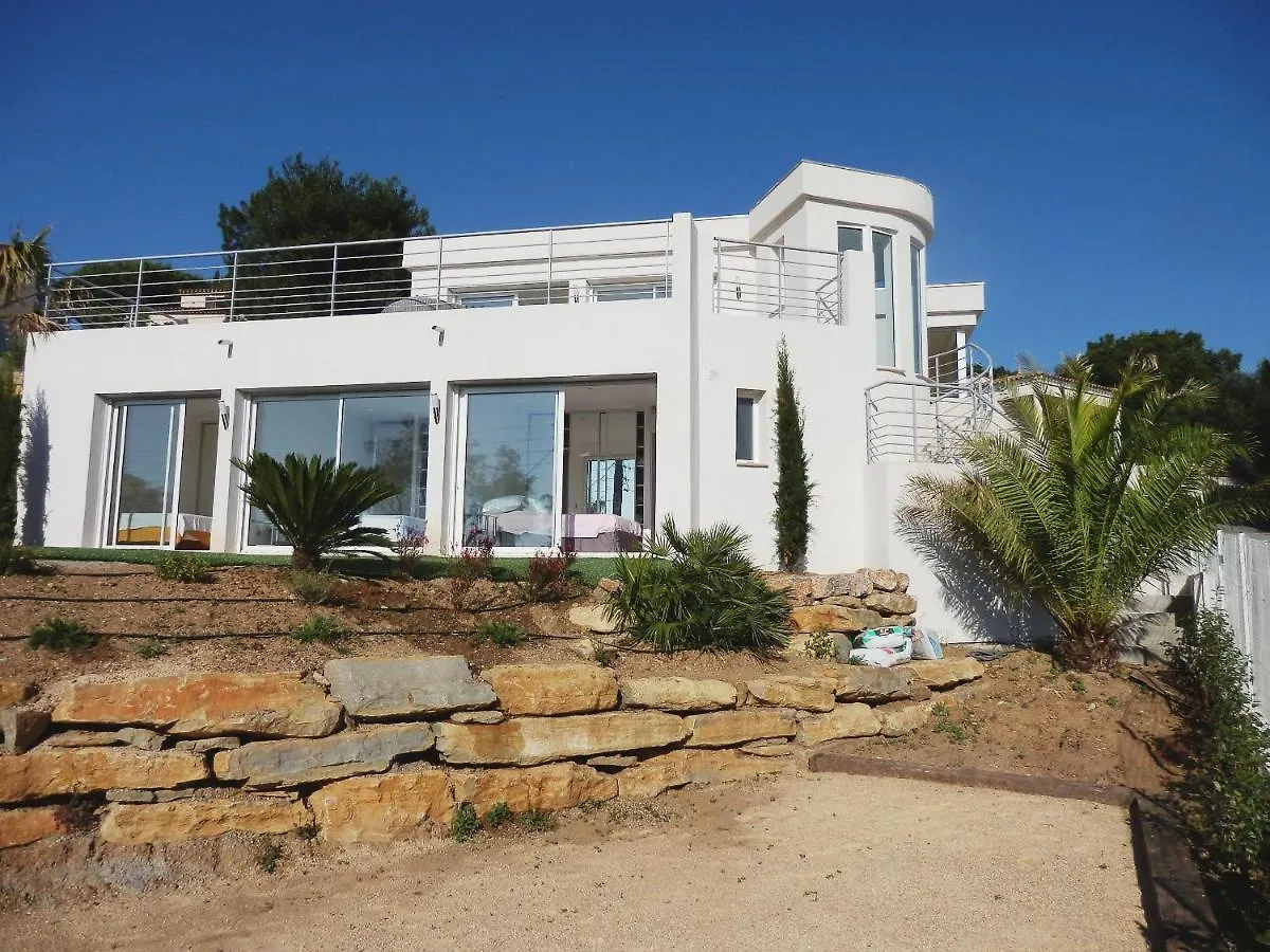 Hagay 1822 Villa Frejus 0*,